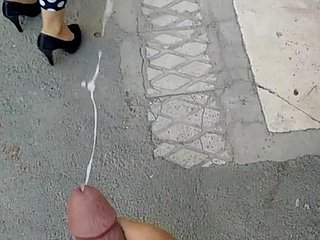 Cumshot สาธารณะ