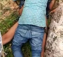インド