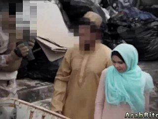 đám cưới trinh nữ Ả Rập và người mẹ kế bạn thân thiết của con gái riêng girlplayfellow Operation