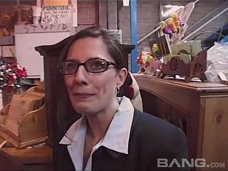 milf wordt geneukt