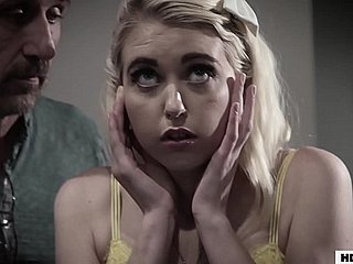 Big inclinou papai e tio fode o adolescente - Chloe cereja