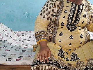 Cậu bé hàng xóm Pakistan desi dì Ki Chudai - ARIA MIA (Hindi Coda Cudi)
