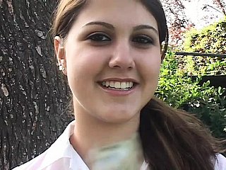 Adolescente de 18 anos realmente só queria ir para a ajuda da lição de casa