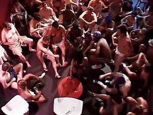 chica tímida, 40 cargas para su