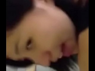아시아 여자 엿 에 이 계단