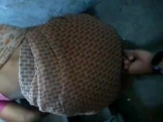 Omacku ​​plecy pokojówki
